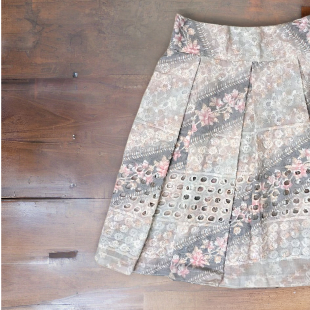 Box pleat Skort with matching hair accessory